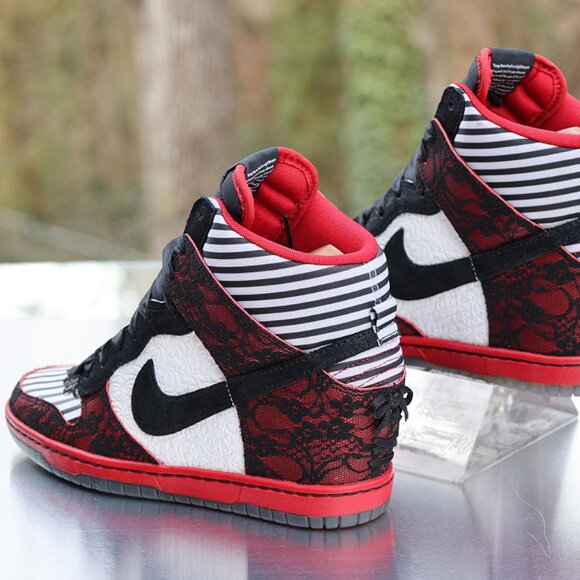 Nike Dunk Sky Hi Doernbecher - Picture 14 of 16